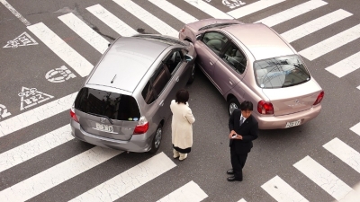 Трагедия на дорогах: Как безопасность старших водителей влияет на общественное здоровье